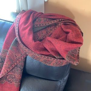 Pashmina scarf